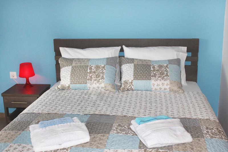 Souzana Rooms เนอาปลายา ภายนอก รูปภาพ