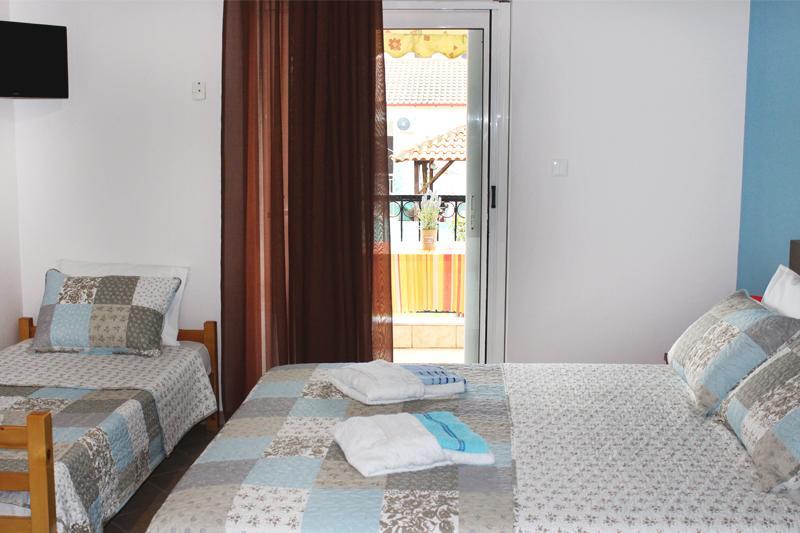 Souzana Rooms เนอาปลายา ภายนอก รูปภาพ