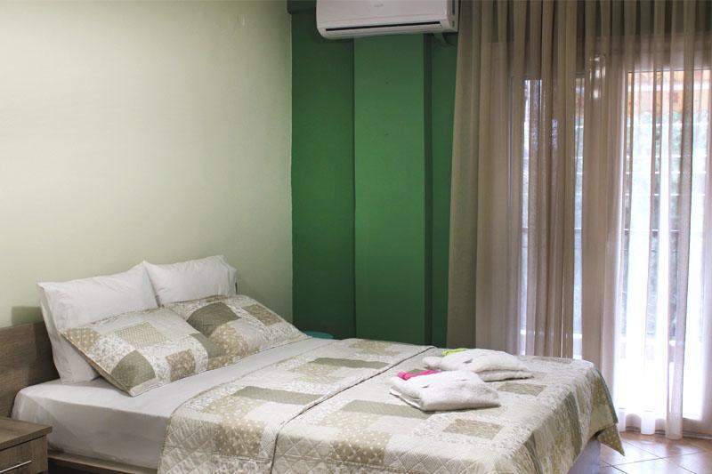 Souzana Rooms เนอาปลายา ภายนอก รูปภาพ